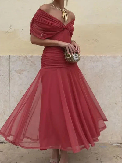 Hayden Laluna® | Elegant Dress With V-Neckline